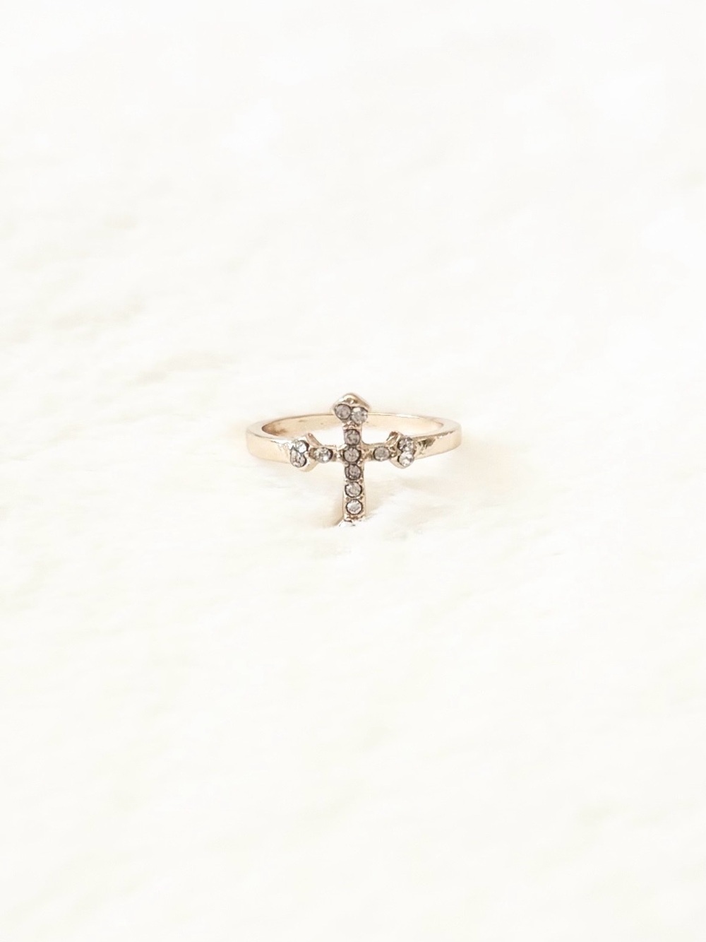 5/$15 🩷 MUST BUNDLE Delicate Cross Ring with Clear Stones - Gold Tone